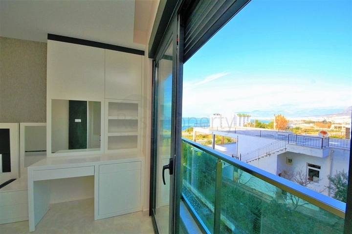 Двухкомнатная квартира с прямым видом на море в Каргыджаке