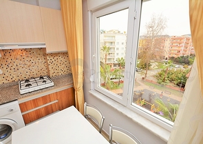 Меблированная квартира 1+1 в районе Махмутлар