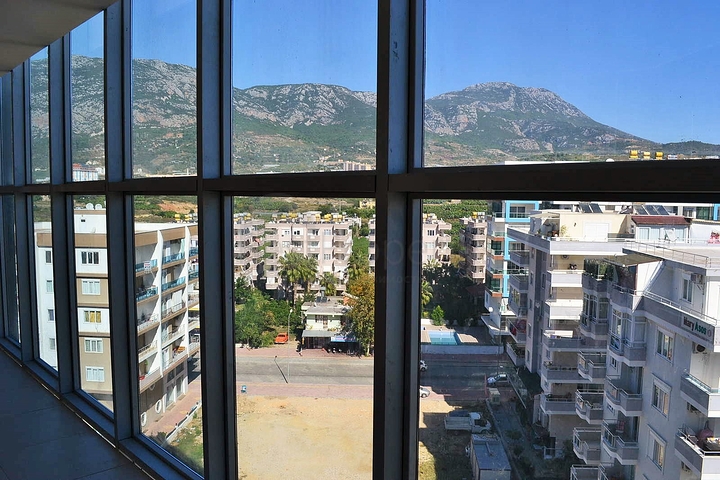 Двухкомнатная квартира в современном комплексе Махмутлара