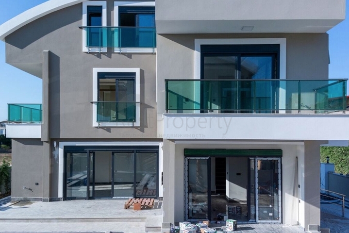 Вилла 4+1 с собственным бассейном в Белеке 