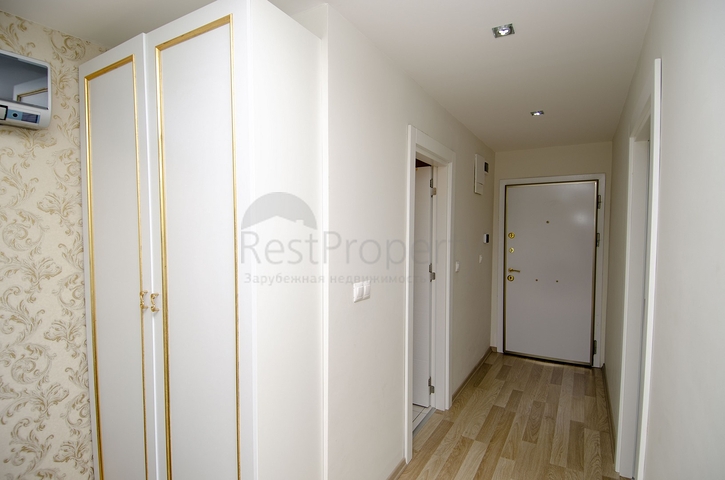 Квартира 1+1 с мебелью в комплексе в Лимане 400 м до моря