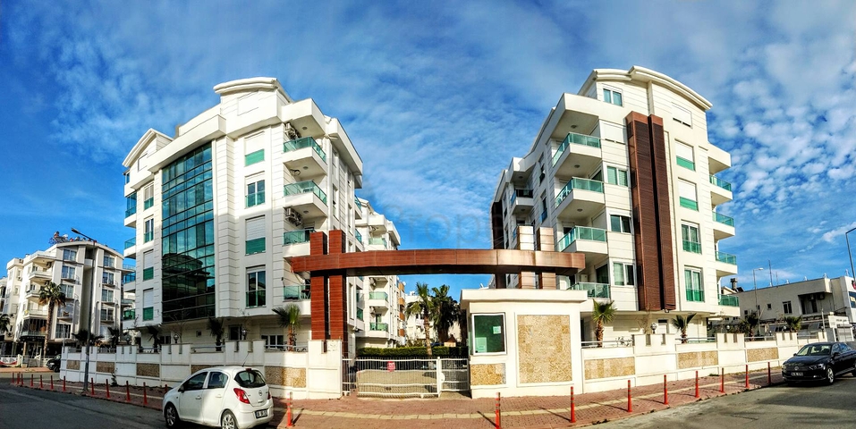 Квартира 1+1 с мебелью в комплексе в Лимане 400 м до моря