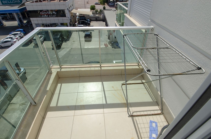 Квартира 1+1 с мебелью в комплексе в Лимане 400 м до моря