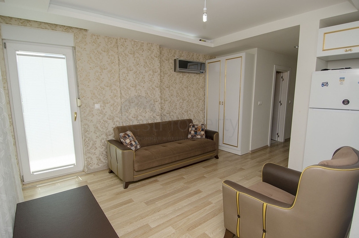 Квартира 1+1 с мебелью в комплексе в Лимане 400 м до моря