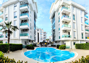 Квартира 1+1 с мебелью в комплексе в Лимане 400 м до моря