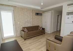 Квартира 1+1 с мебелью в комплексе в Лимане 400 м до моря