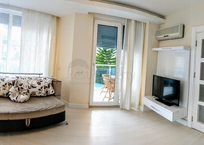 Квартира 1+1 с мебелью в Лимане Коньяалты 800 м до моря