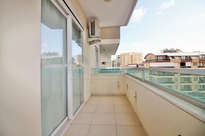 Меблированная квартира 1+1 в районе Махмутлар