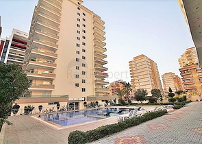 Меблированная квартира 1+1 в районе Махмутлар