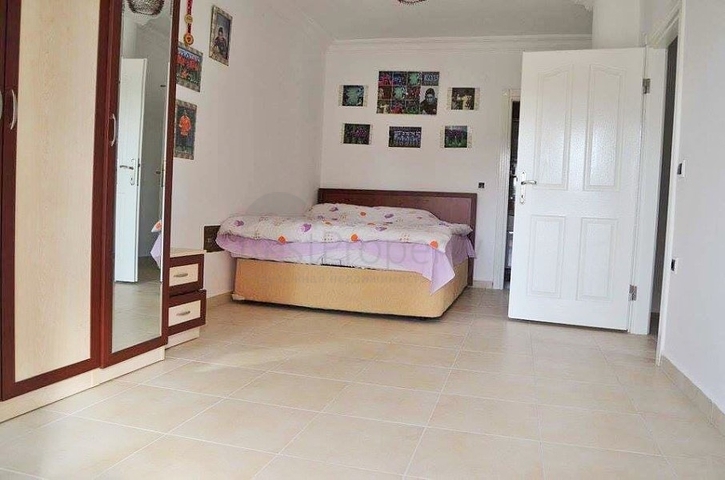 Меблированная вилла планировки 3+1 в Джикджилли