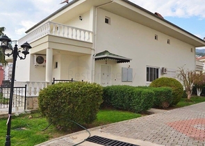 Меблированная вилла планировки 3+1 в Джикджилли