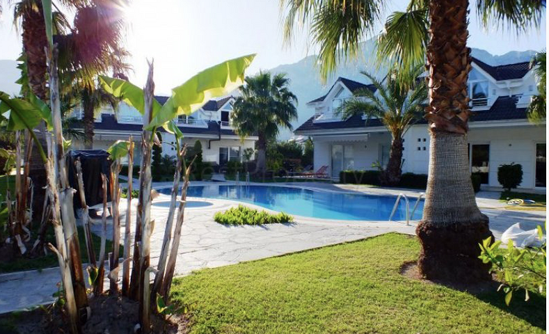 Дом в центре Кемера с 3 спальнями 