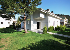 Дом в центре Кемера с 3 спальнями 