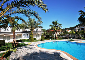 Дом в центре Кемера с 3 спальнями 