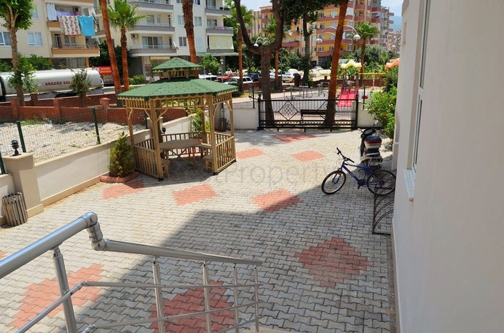 Меблированная квартира 1+1 в районе Махмутлар