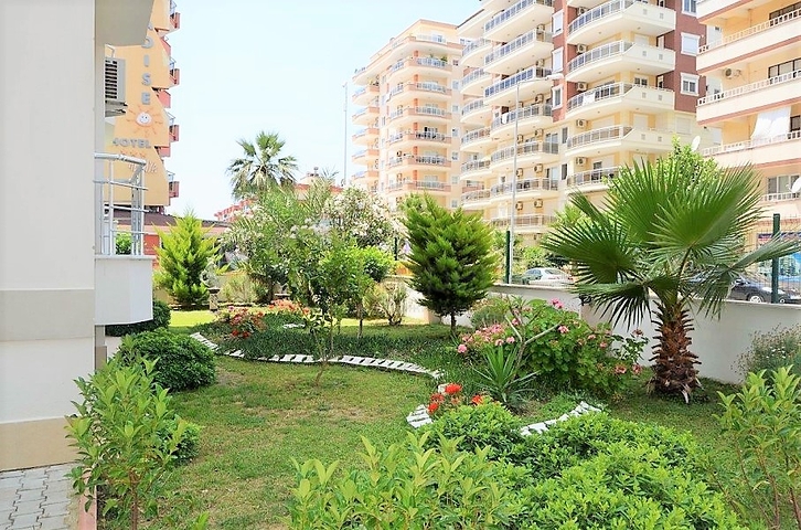 Меблированная квартира 1+1 в районе Махмутлар