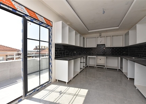 Дуплекс в новом комплексе в центре Алании