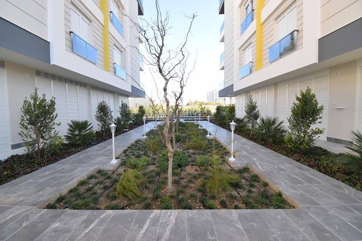 Квартира 2+1 в готовом проекте с газом в Коньяалты Анталья