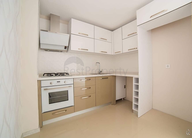 Квартира 1+1 в комплексе рядом с парком в Хурме