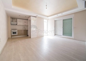 Квартира 1+1 в комплексе рядом с парком в Хурме