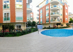 Квартира 2+1 с видом на парк в центре района Лиман