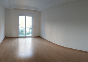 Квартира 2+1 с видом на парк в центре района Лиман