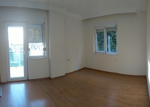 Квартира 2+1 с видом на парк в центре района Лиман