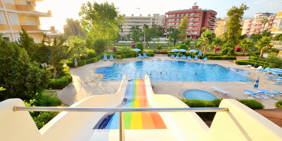 Квартира планировки 2+1 на первой береговой линии в Махмутларе