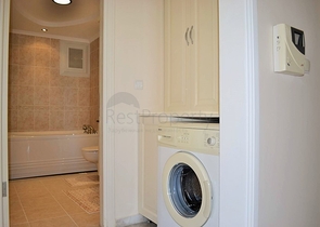 Квартира планировки 2+1 на первой береговой линии в Махмутларе