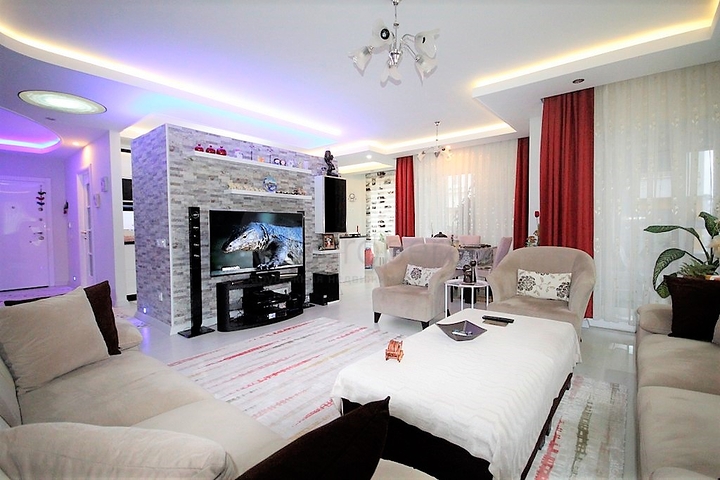 Большая квартира для всей семьи в Джикджилли