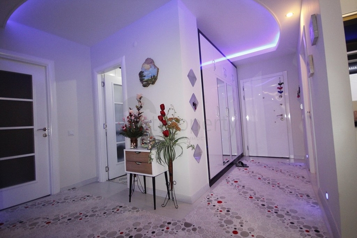 Большая квартира для всей семьи в Джикджилли