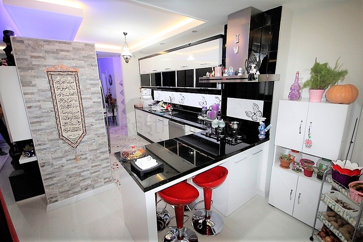 Большая квартира для всей семьи в Джикджилли