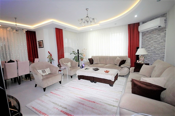 Большая квартира для всей семьи в Джикджилли