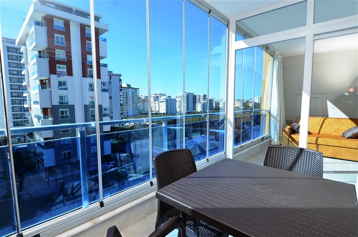 Меблированная квартира 1+1 в районе Махмутлар