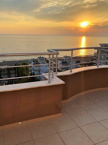 Меблированная квартира с видом на море в Махмутларе