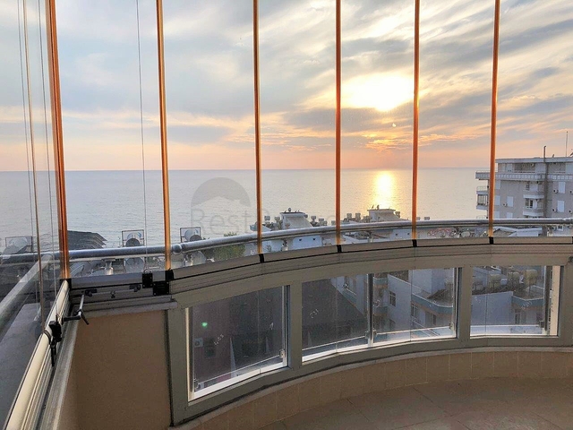 Меблированная квартира с видом на море в Махмутларе