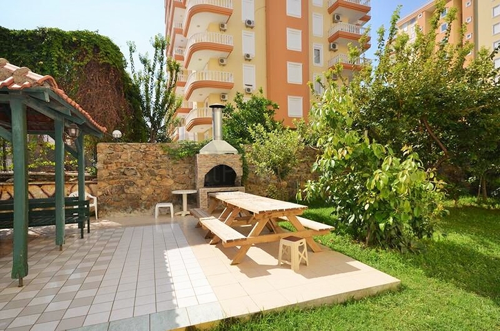 Двухкомнатная квартира с мебелью в Махмутларе