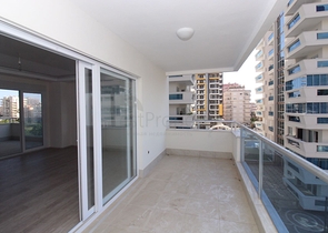 Трехкомнатная квартира в районе Махмутлар