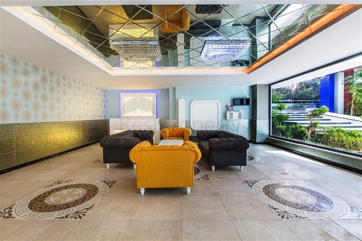 Трехкомнатная квартира в современном комплексе Махмутлара