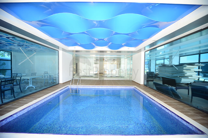 Трехкомнатная квартира в современном комплексе Махмутлара