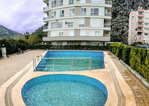 Квартира 1+1 с мебелью в Коньяалты Анталья