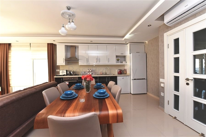 Меблированная квартира в комплексе класса люкс