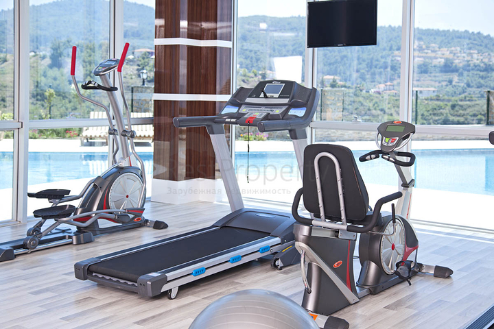 Меблированная квартира в комплексе класса люкс