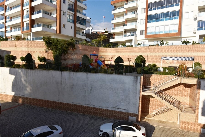 Меблированная квартира в комплексе класса люкс