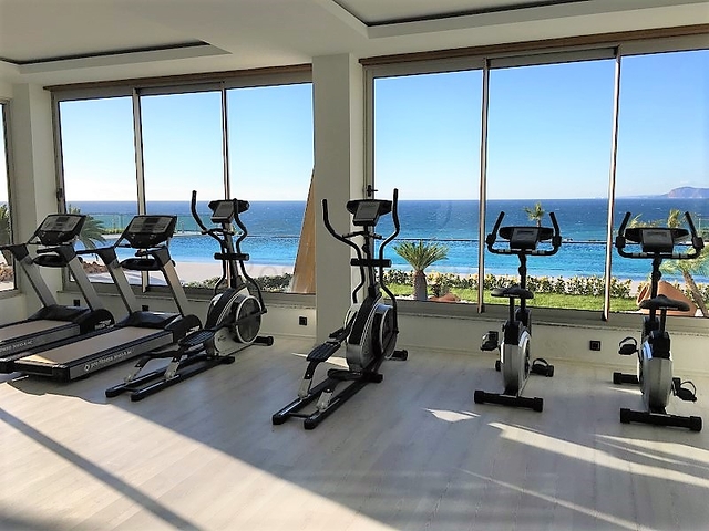 Двухкомнатная квартира с видом на море в Каргыджаке