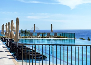 Двухкомнатная квартира с видом на море в Каргыджаке