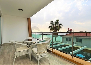 Двухкомнатная квартира с видом на море в Каргыджаке