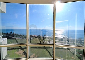 Квартира 2+1 с прямым видом на море в районе Махмутлар