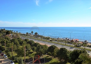 Квартира 2+1 с прямым видом на море в районе Махмутлар