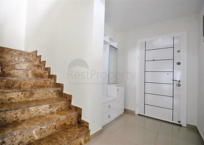 Меблированный пентхаус с панорамным видом на море